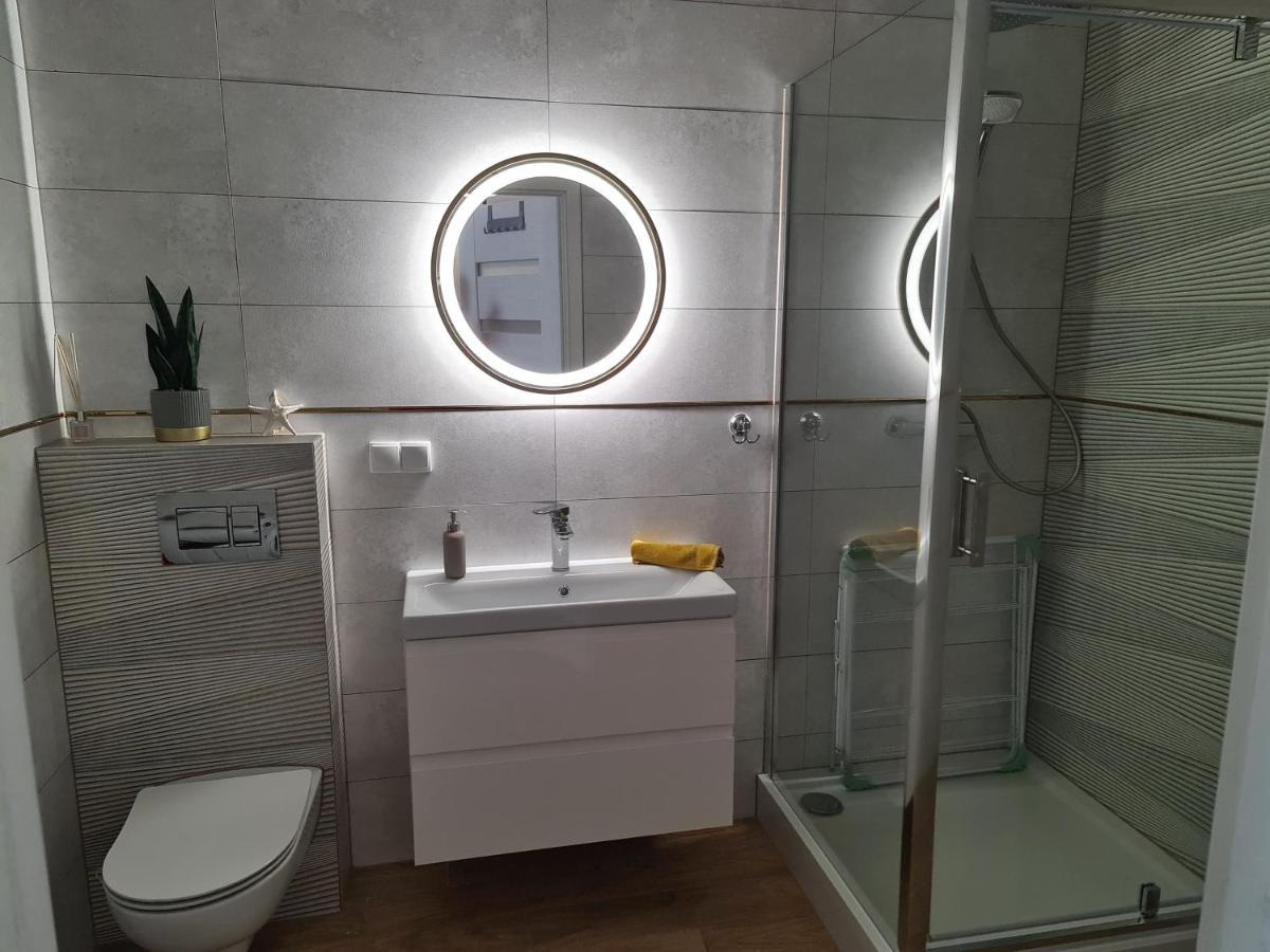 Lebskie Zacisze - Apartamenty Lebska Ostoja- Piaskowa Zarnowska Exteriér fotografie