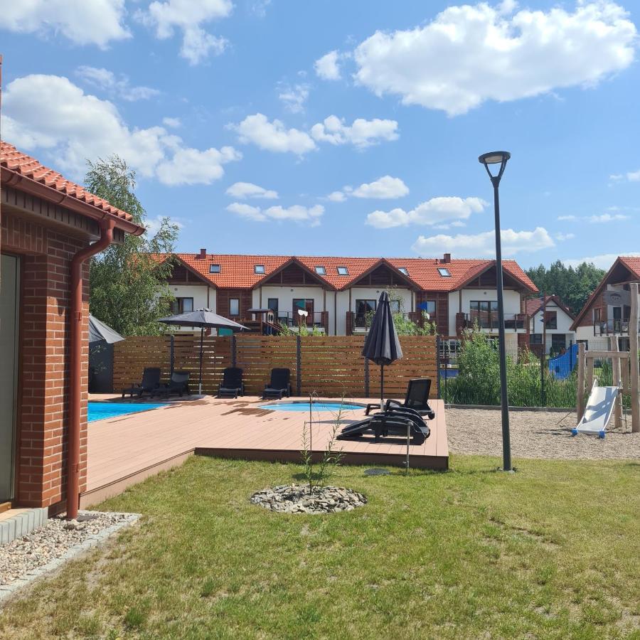 Lebskie Zacisze - Apartamenty Lebska Ostoja- Piaskowa Zarnowska Exteriér fotografie