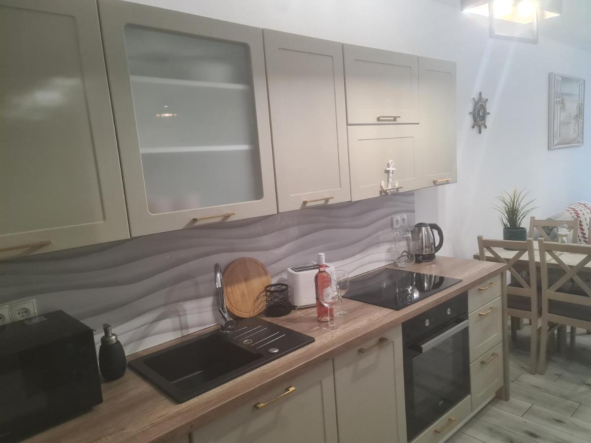 Lebskie Zacisze - Apartamenty Lebska Ostoja- Piaskowa Zarnowska Exteriér fotografie